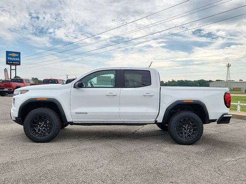 New 2026 GMC Canyon Elevation w/ Convenience Package RWD image 3
