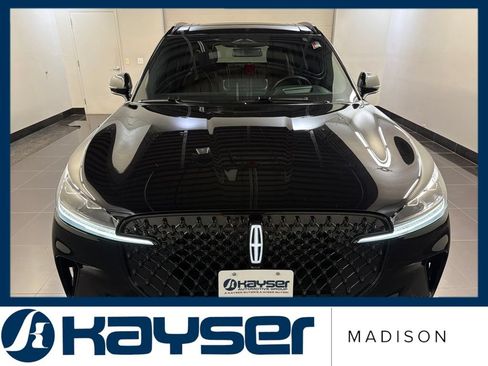 Certified 2025 Lincoln Aviator Reserve w/ Jet Appearance Package AWD/4WD image 2