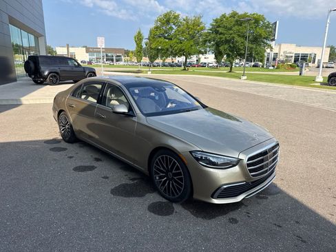 Used 2023 Mercedes-Benz S 500 4MATIC image 7