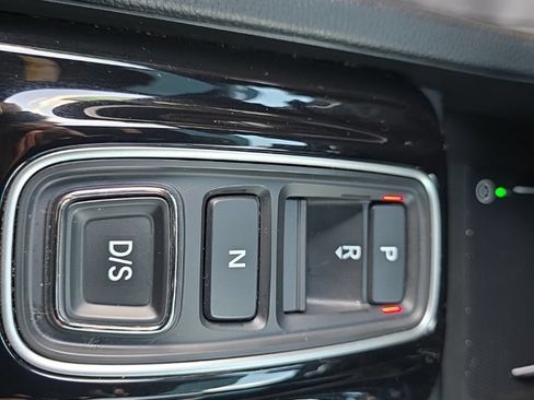 Used 2025 Honda Pilot Black Edition image 25