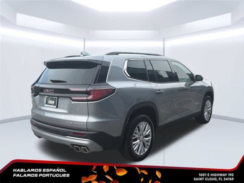 Certified 2026 GMC Acadia Elevation w/ Elevation Premium Package FWD image 6
