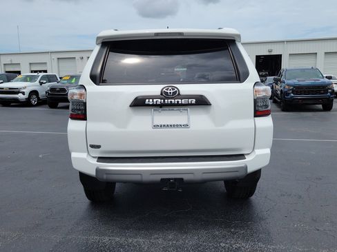 Used 2023 Toyota 4Runner TRD Off-Road Premium w/ Moonroof Package AWD/4WD image 8