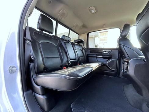 Used 2022 RAM 1500 Laramie AWD/4WD image 18