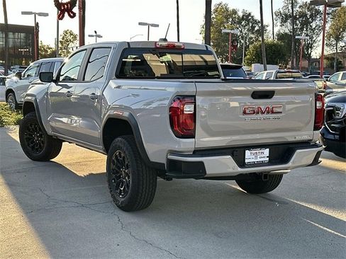 New 2026 GMC Canyon Elevation image 5