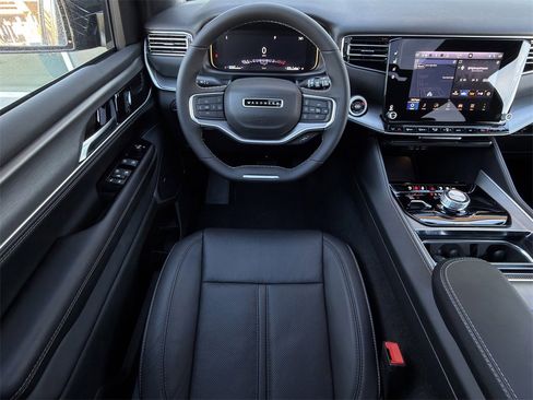 New 2025 Jeep Wagoneer Series II w/ Premium Group I image 10