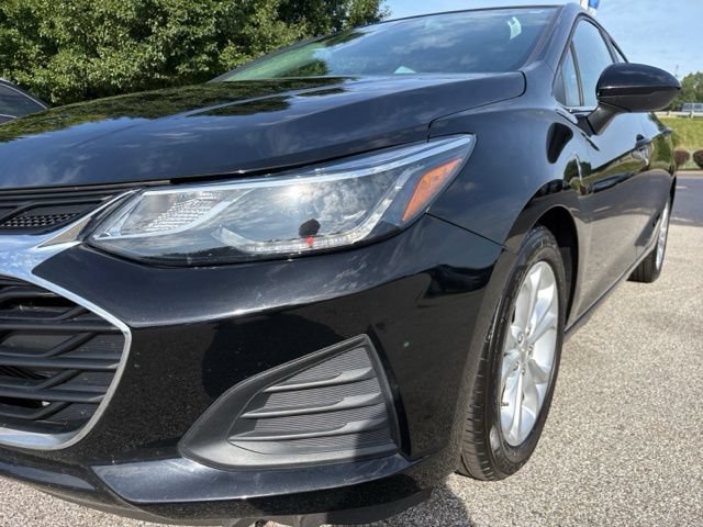 Used 2019 Chevrolet Cruze LT FWD image 21