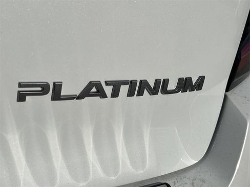 New 2026 Nissan Armada Platinum image 6