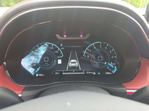 Used 2025 Genesis GV70 3.5T Sport w/ Sport Prestige Package AWD/4WD image 6