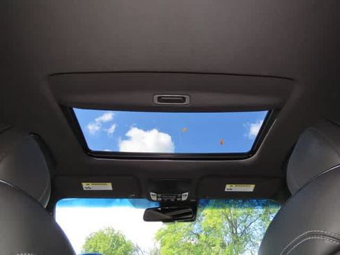 Used 2018 Acura RLX w/ Technology Package FWD image 23