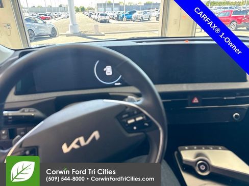Used 2024 Kia EV6 Wind w/ Wind Technology Package AWD/4WD image 11