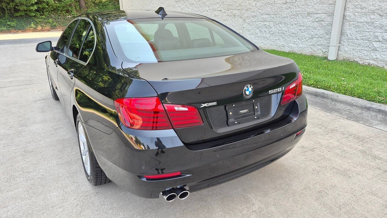 Used 2014 BMW 528i xDrive Sedan AWD/4WD image 3