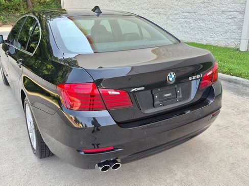 Used 2014 BMW 528i xDrive Sedan AWD/4WD image 3
