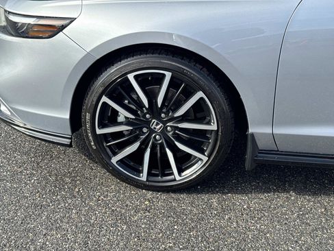 Used 2025 Honda Accord Touring image 28
