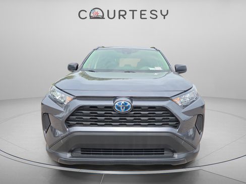 Certified 2022 Toyota RAV4 LE image 8