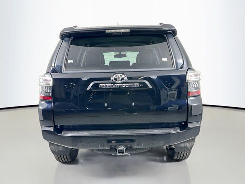 Used 2019 Toyota 4Runner SR5 Premium image 7