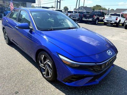 Used 2025 Hyundai Elantra SEL