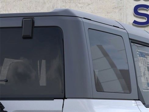 New 2025 Ford Bronco Badlands image 51