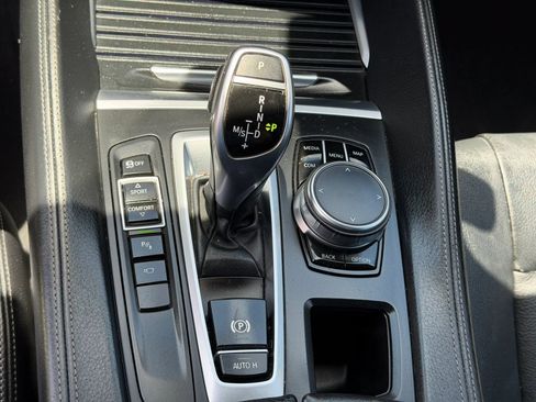 Used 2019 BMW X6 sDrive35i w/ Premium Package RWD image 36