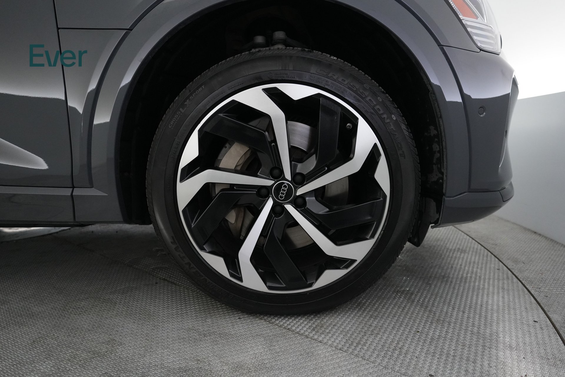 Used 2024 Audi Q8 e-tron Prestige w/ Prestige Package AWD/4WD image 20