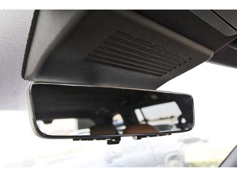 Used 2024 INFINITI QX80 Sensory AWD/4WD image 25