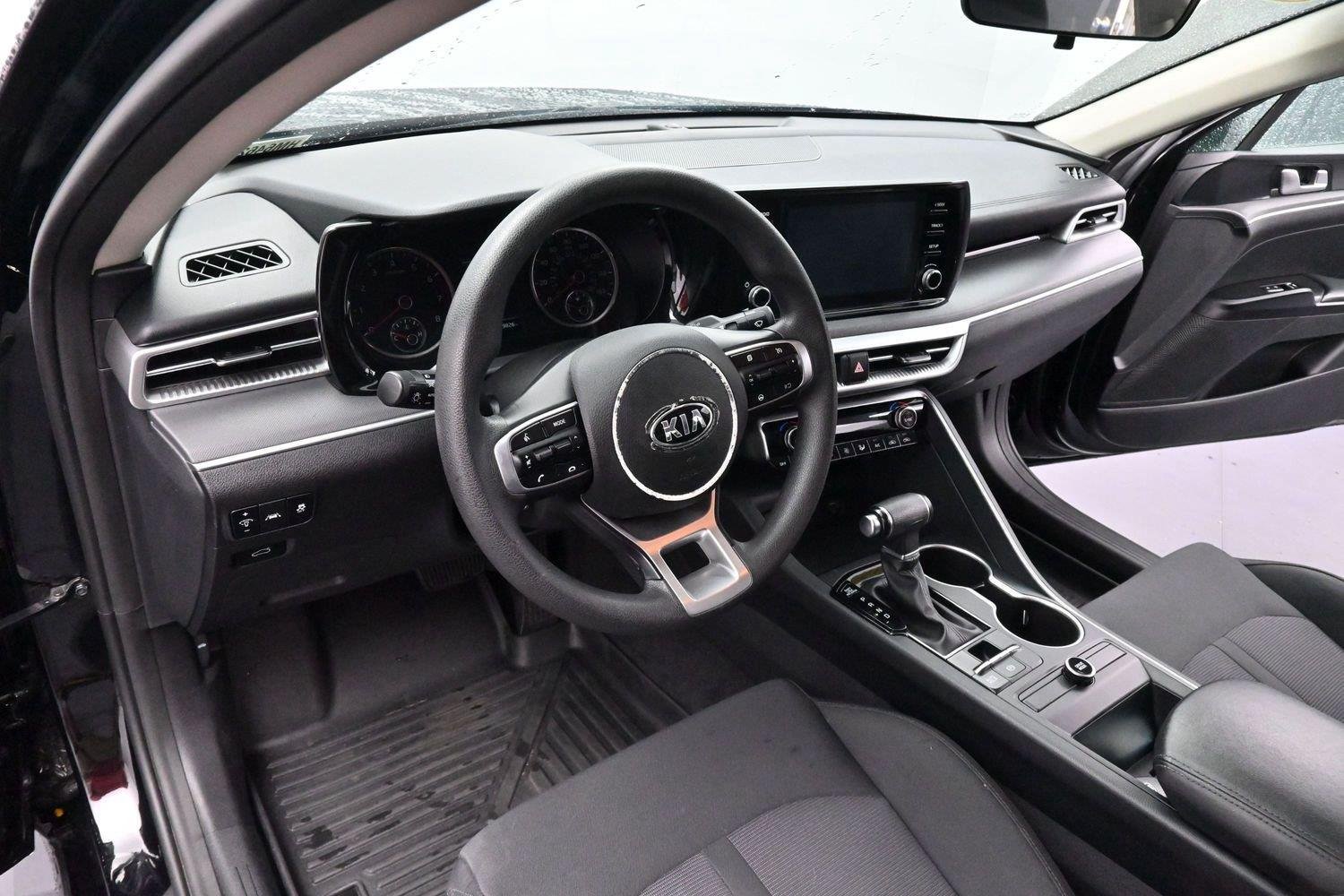 Used 2021 Kia K5 LXS FWD image 14