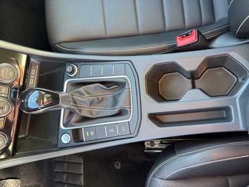 Certified 2024 Volkswagen Jetta SE image 25