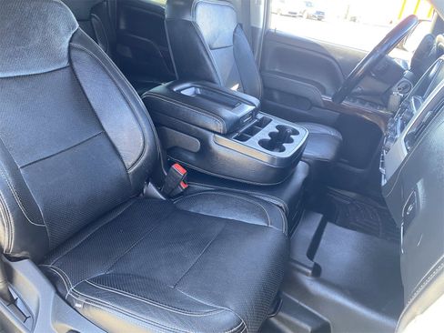 Used 2018 GMC Sierra 1500 SLE w/ SLE Value Package image 11