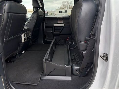 Used 2022 Ford F250 Lariat w/ Lariat Value Package image 10