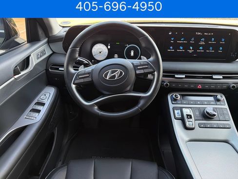 Used 2024 Hyundai Palisade SEL w/ Premium Package FWD image 16