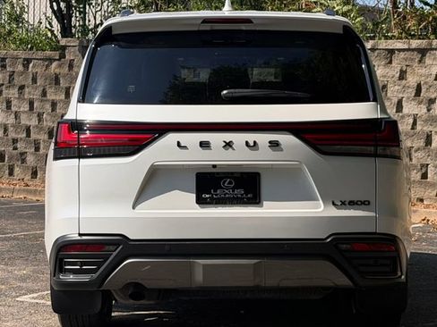 Certified 2025 Lexus LX 600 4WD w/ Appearance Package image 42