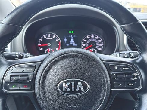 Used 2018 Kia Sportage EX image 11