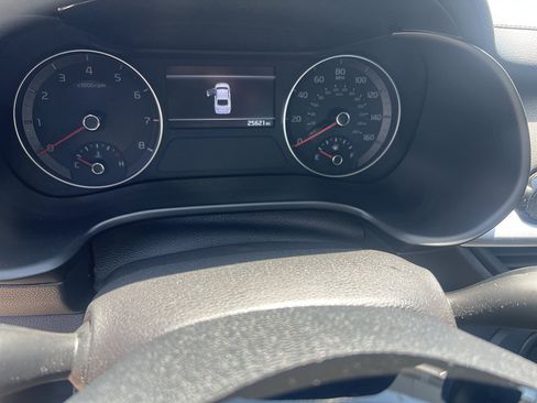 Used 2023 Kia Forte LXS w/ LXS Technology Package FWD image 6