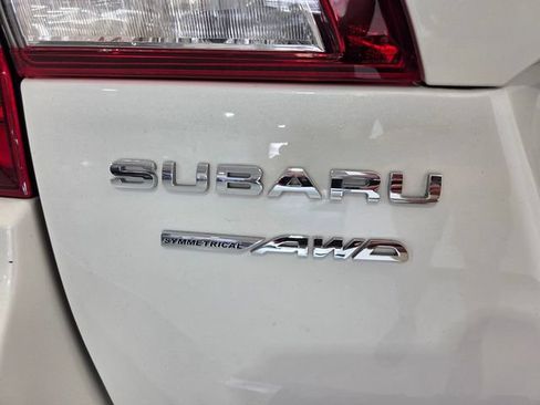 Used 2019 Subaru Outback 2.5i Limited AWD/4WD image 18