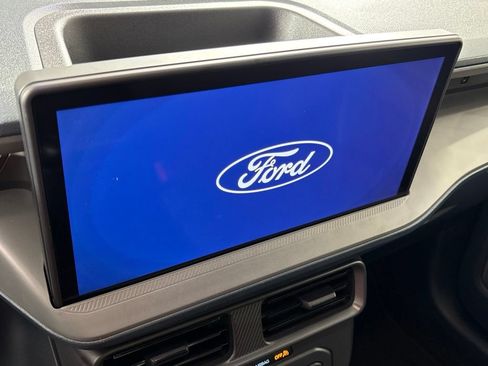 Used 2025 Ford Maverick XL FWD image 35