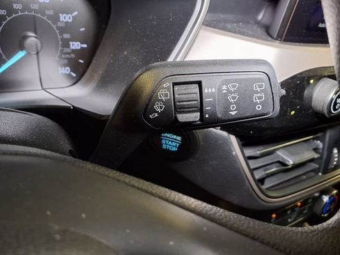Used 2021 Ford Escape SE FWD image 14