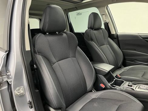 Used 2022 Subaru Forester Premium AWD/4WD image 59