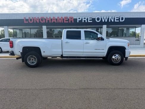 Used 2016 GMC Sierra 3500 Denali w/ Duramax Plus Package AWD/4WD image 5