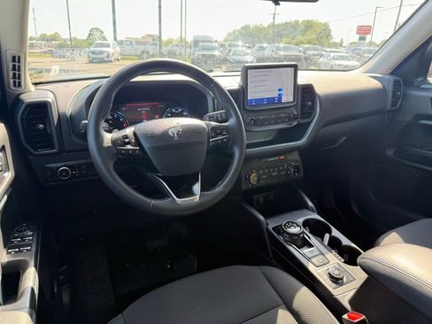 Used 2024 Ford Bronco Sport Badlands image 5