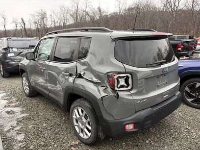 Used 2021 Jeep Renegade Latitude w/ Luxury Group I