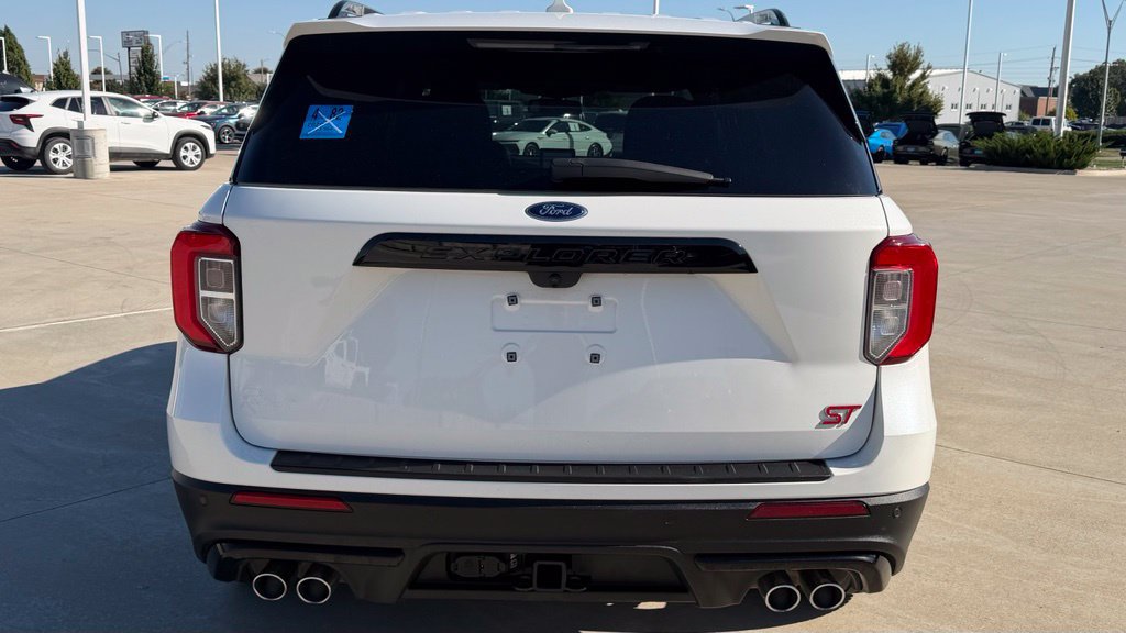 Used 2020 Ford Explorer ST w/ ST Street Pack AWD/4WD image 4