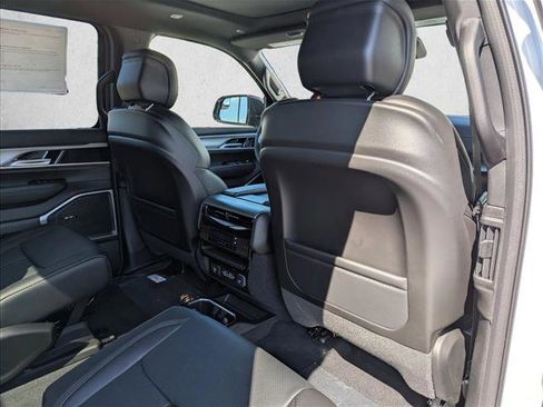 New 2026 Jeep Grand Wagoneer 4WD image 30