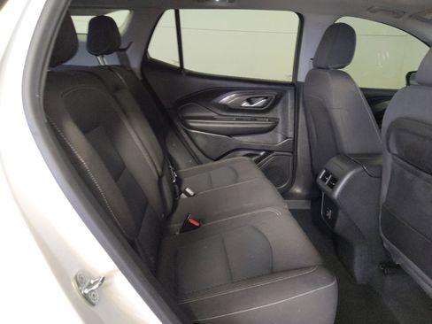 Used 2022 GMC Terrain SLE w/ Driver Convenience Package AWD/4WD image 19