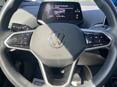 Certified 2024 Volkswagen ID.4 Pro AWD/4WD image 17