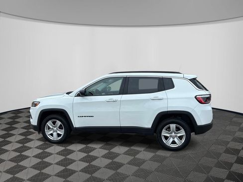 Certified 2022 Jeep Compass Latitude w/ Convenience Group AWD/4WD image 4