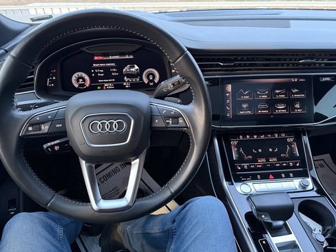 Used 2019 Audi Q8 Prestige image 14