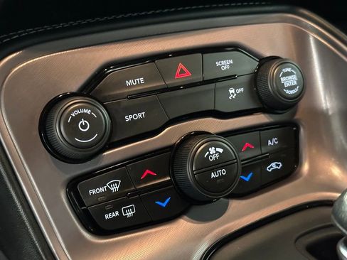 Used 2023 Dodge Challenger SXT w/ Blacktop Package image 21