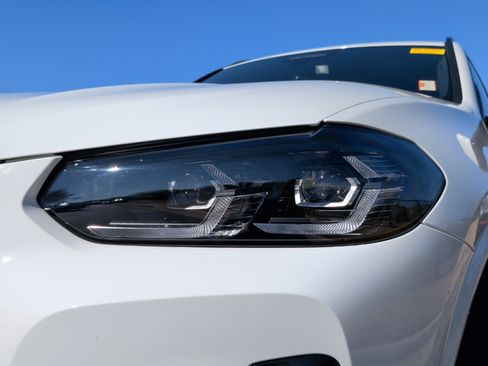 Certified 2024 BMW X3 xDrive30i w/ Premium Package image 3