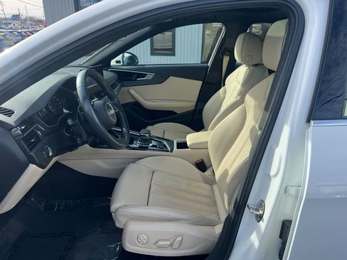 Used 2023 Audi A4 2.0T Premium w/ Convenience Package image 10