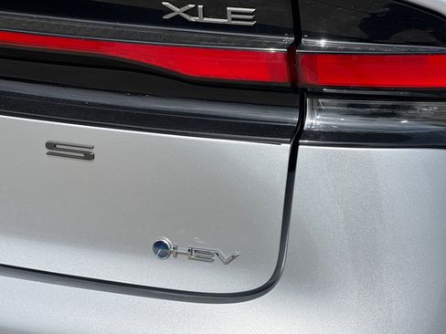 Certified 2024 Toyota Prius Limited image 22