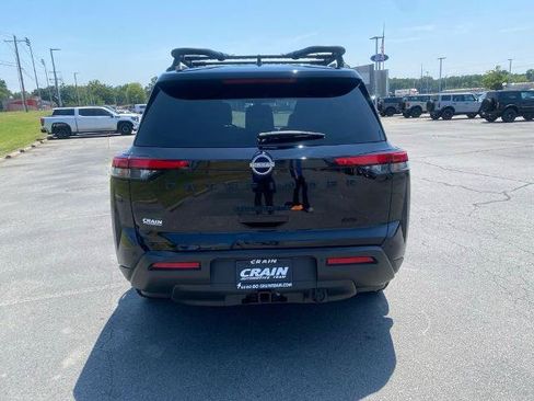 Used 2025 Nissan Pathfinder Rock Creek AWD/4WD image 6